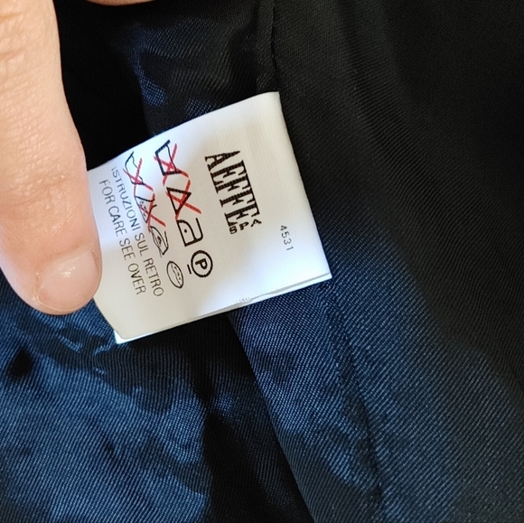 Moschino mock neck red brocade button top Aeffe Spa - Picture 14 of 16